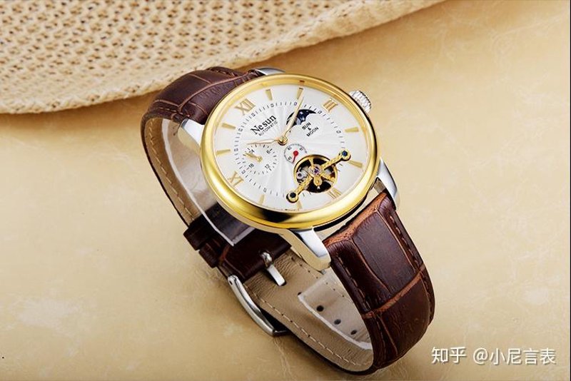 如何选择适合自己的品牌手表？面对琳琅满目的市场，你是否困惑于如何挑选一款真正符合自己品味和需求的品牌手表呢？本文将从多个维度对比分析，帮助你在众多选项中找到最适合的那一款。